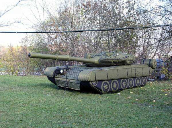 下花园陆地军事假目标坦克